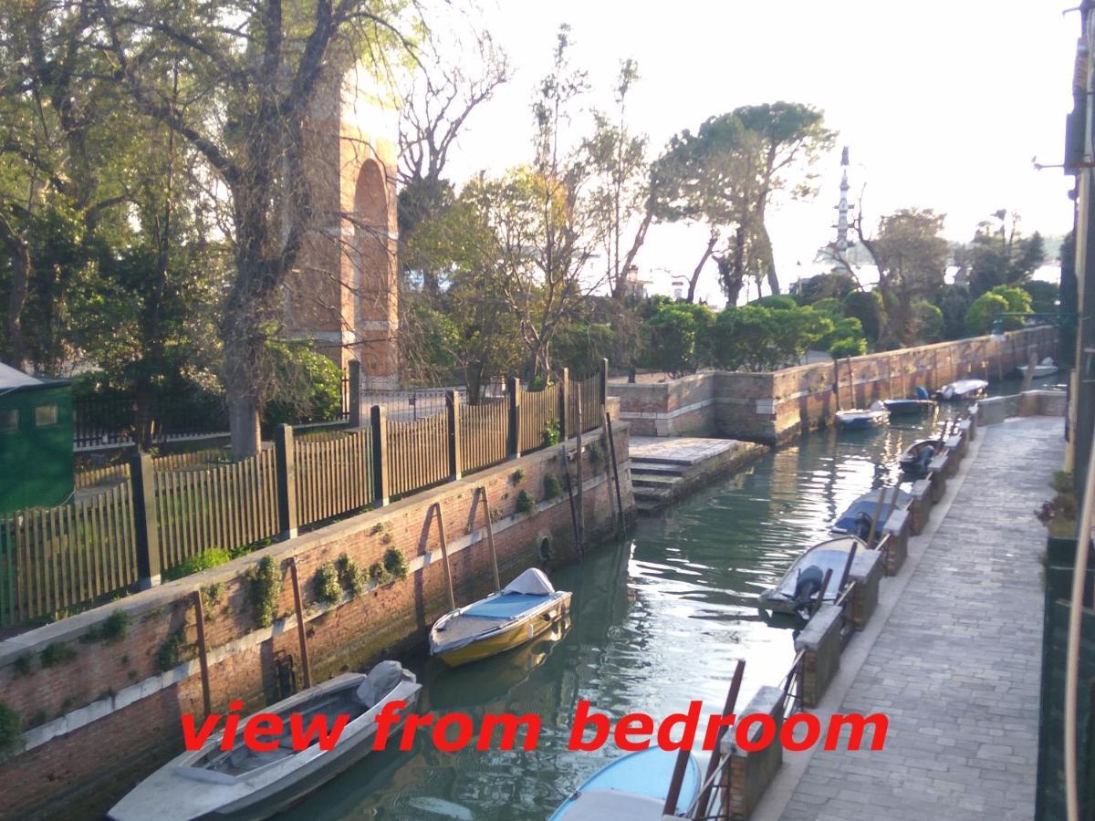 Appartement Susy Biennale - Canal View And Garden *